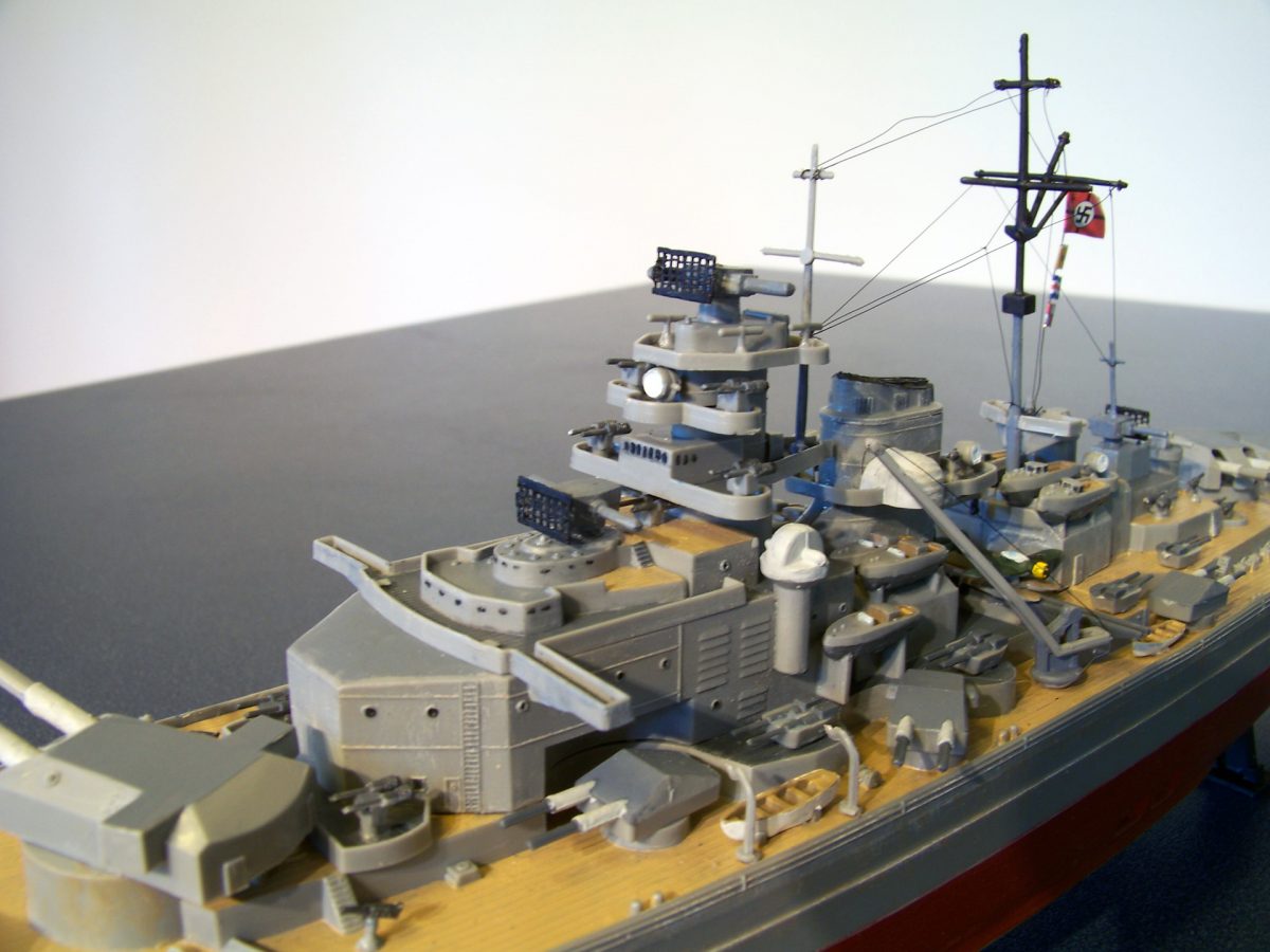 Revell Bismarck – scaleModelGuy Home