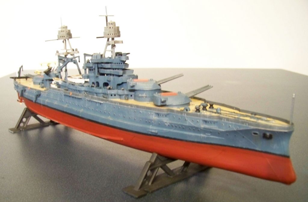 Revell USS Arizona - scaleModelGuy Home