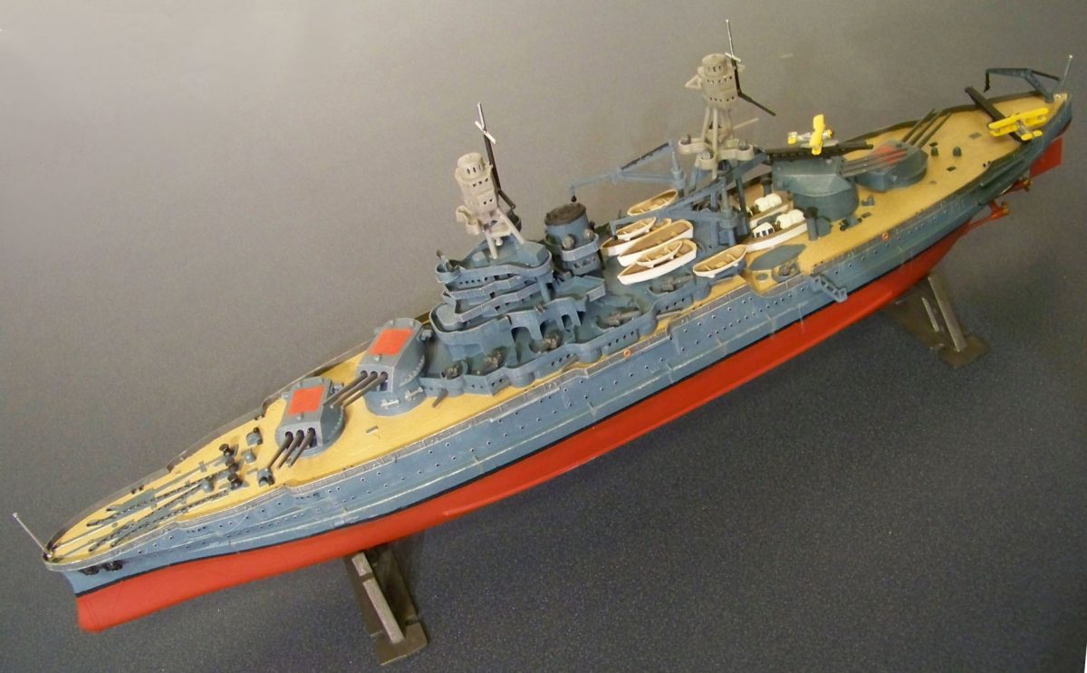 Revell USS Arizona - scaleModelGuy Home