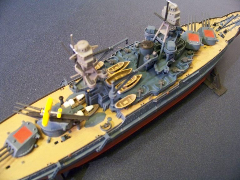 Revell USS Arizona - scaleModelGuy Home